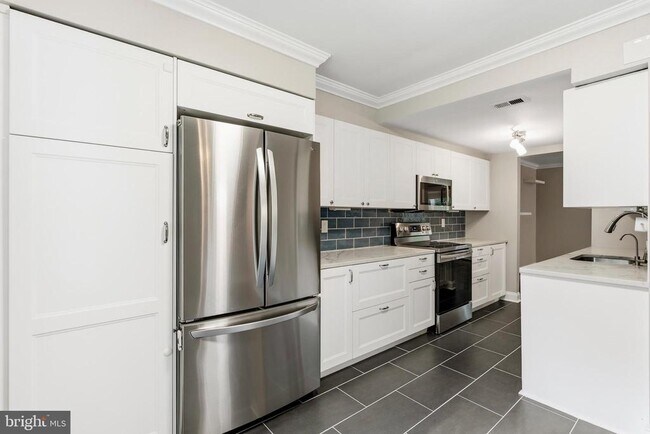 Foto del edificio - 6410 Blarney Stone Ct