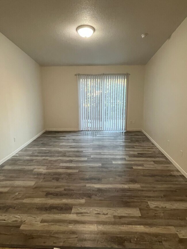 Foto del edificio - 4981 Fontana Ct SE