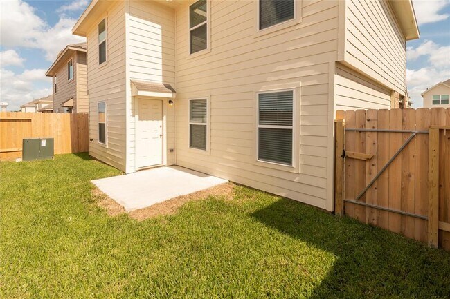 Building Photo - 18551 Rock Flats Ravine Dr