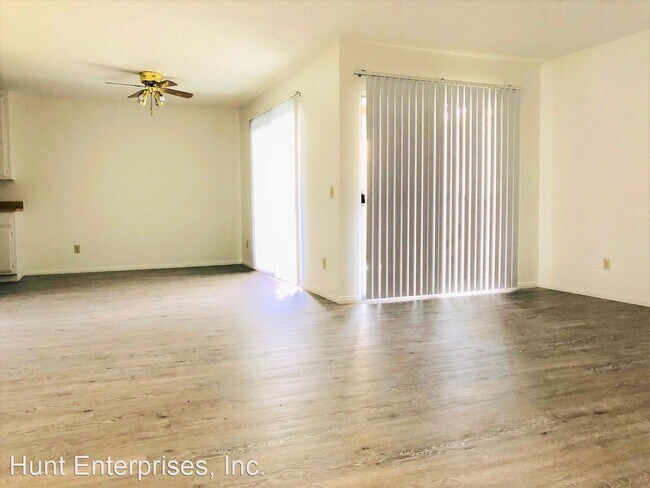 Foto del edificio - 1325 E Citrus Ave