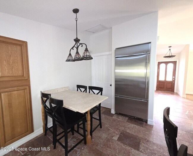 Foto del edificio - 190 Sea Crest Dr