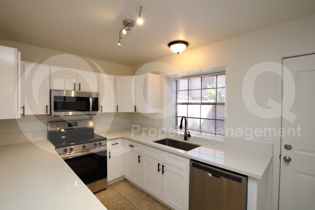 Foto del edificio - 3491 N Arizona Ave