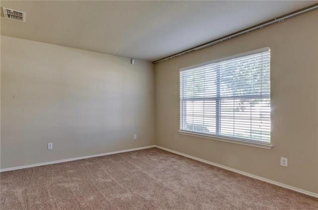 Building Photo - 3107 Creekwood Dr