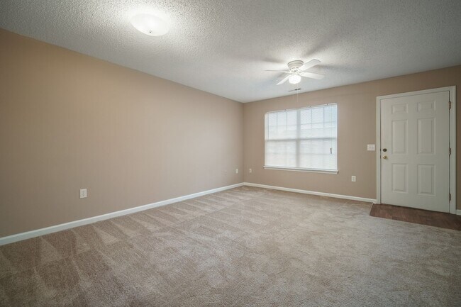 Foto del edificio - 710 Midway St NW