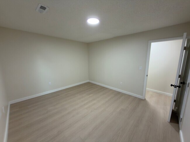 Foto del edificio - 121 Maryville Hwy