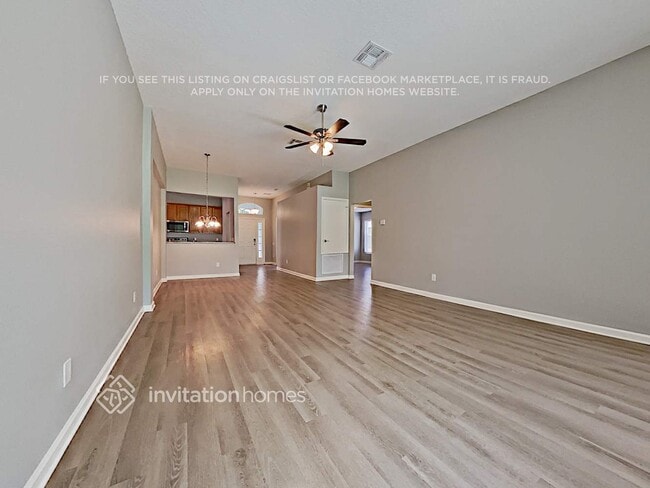 Foto del edificio - 1728 Setting Sun Loop