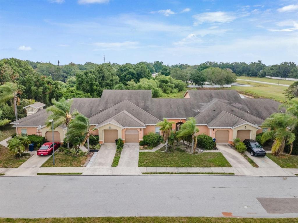 Foto principal - 4620 1st Ave E