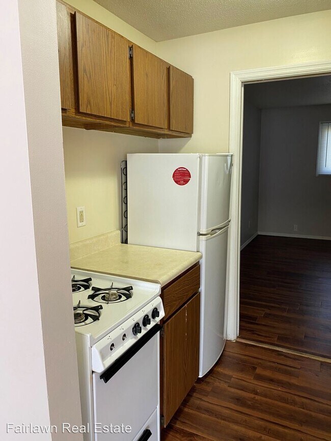 Foto del edificio - 1418 Lincolnshire Dr