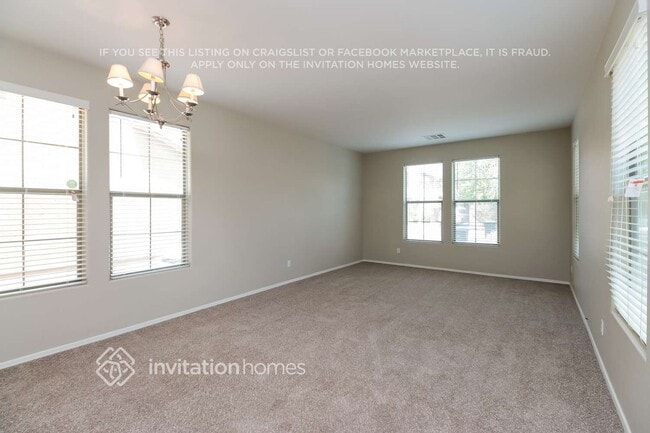 Building Photo - 3935 E Morelos St