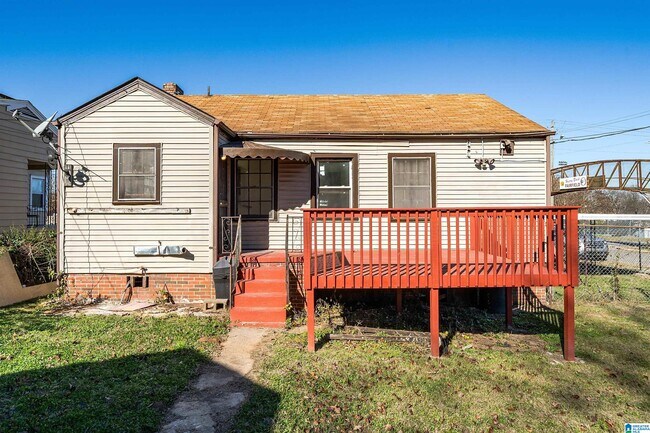 Foto del edificio - 621 Valley Rd