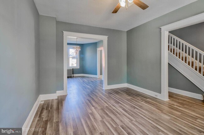 Foto del edificio - 3960 Dolfield Ave