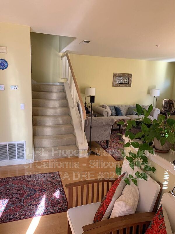 Building Photo - 1224 Tea Rose Cir
