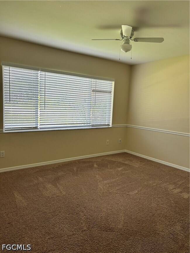 Foto del edificio - 11761 Pinewood Lakes Dr