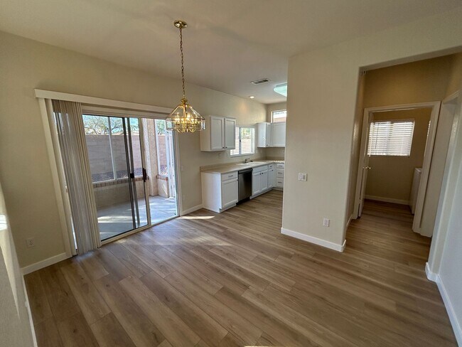 Foto del edificio - 14759 W Gunsight Dr