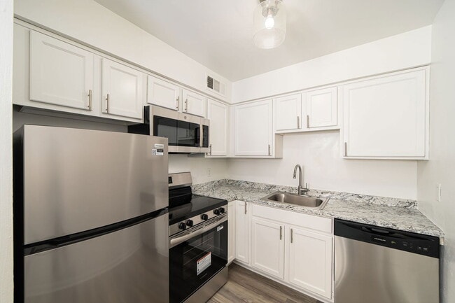Building Photo - 1012 Gill Ct