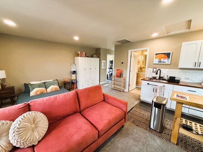 Foto del edificio - 19487 Blue Lake Loop