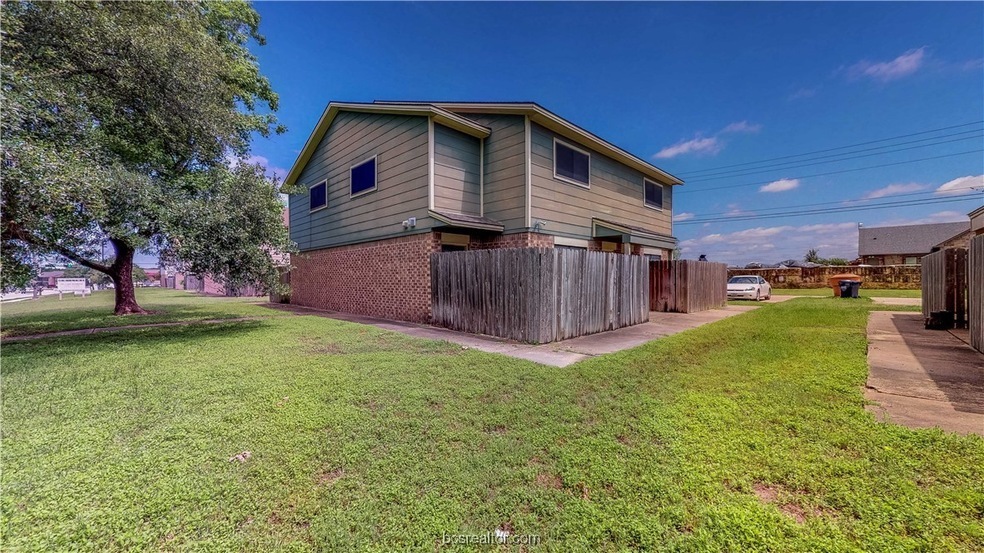 Primary Photo - 2807 Longmire Dr