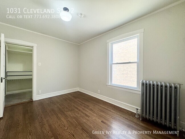 Building Photo - 1031 Cleveland St