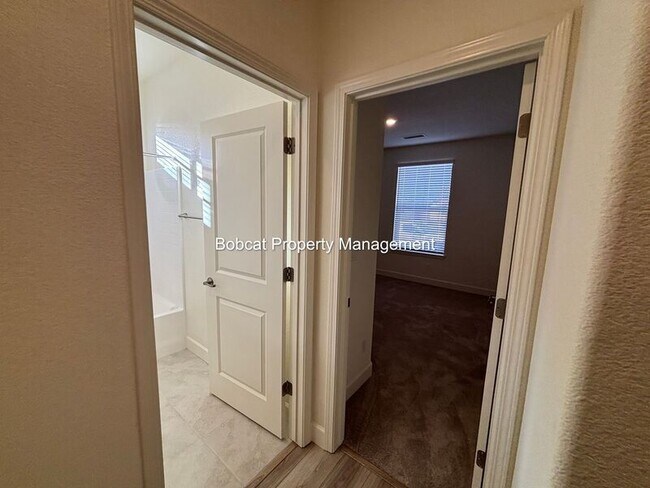 Foto del edificio - 925 Nelle Dr