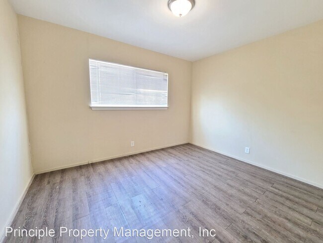 Foto del edificio - 2 br, 1 bath House - 14100 Lucian Ave