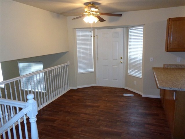 Building Photo - 4445 S Wakeport Bay
