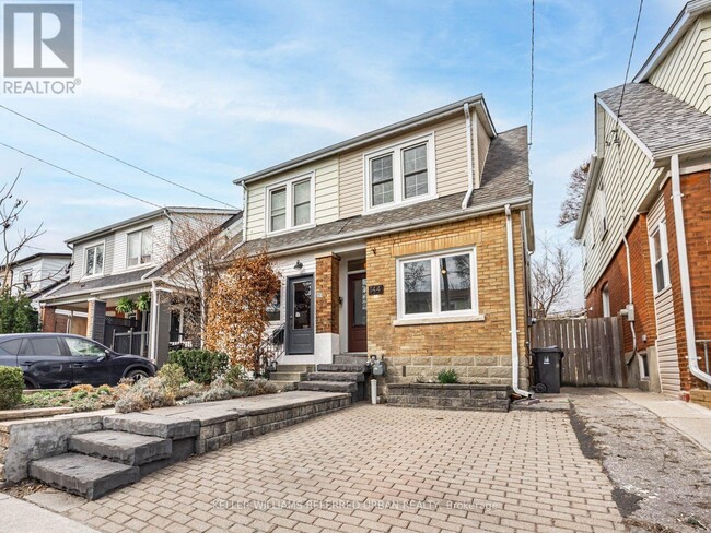 Building Photo - 144 Bastedo Ave