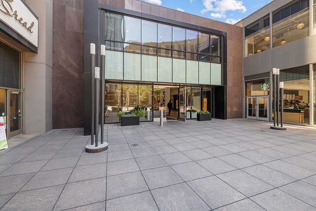 Building Photo - Fox Plaza