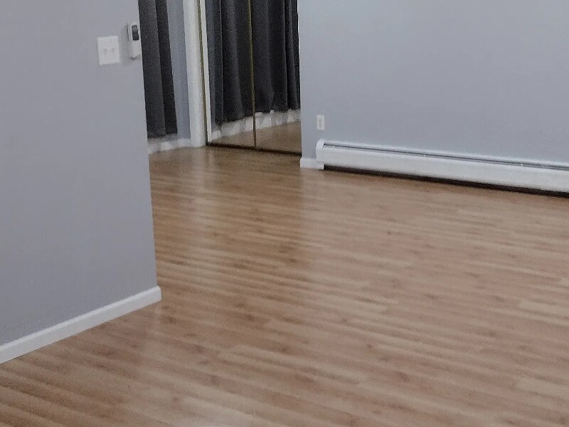 Foto principal - 106 E Schoolhouse Rd