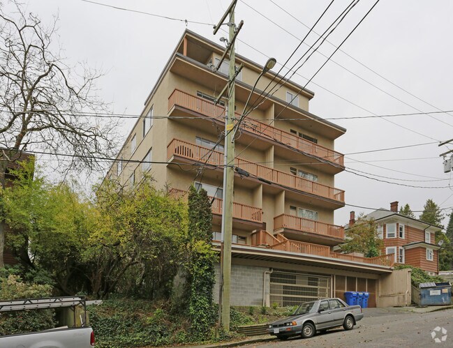 Building Photo - The Birches