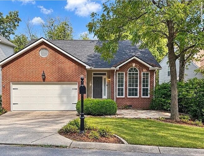 Building Photo - 933 S Woodstone Ln