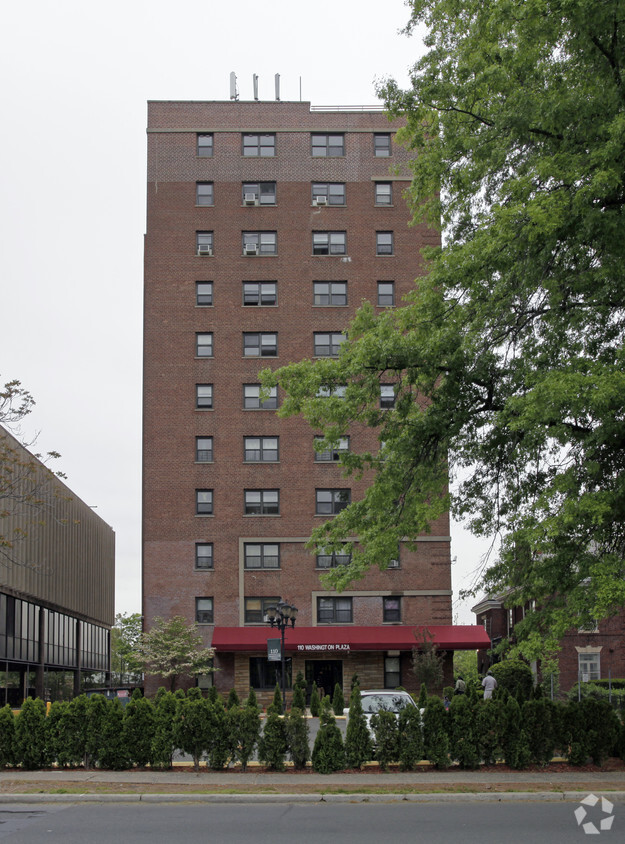 Foto del edificio - 110 Washington St