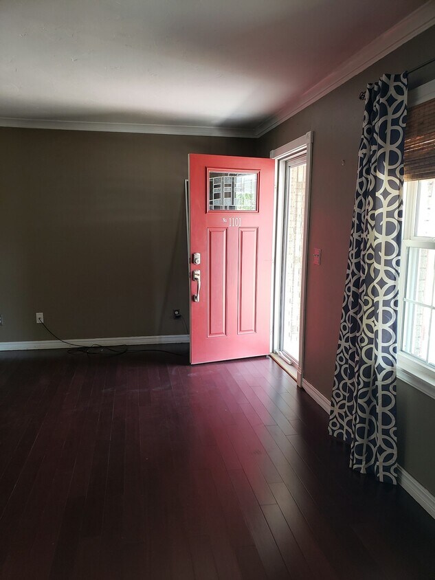 Foto principal - 1101 Glenwood Ave