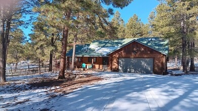 Building Photo - 722 Antelope Ave