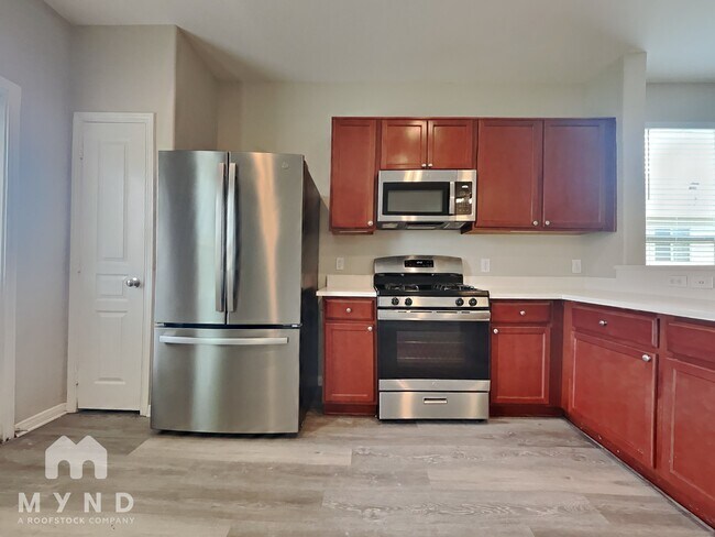 Foto del edificio - 6607 Dayridge Ln