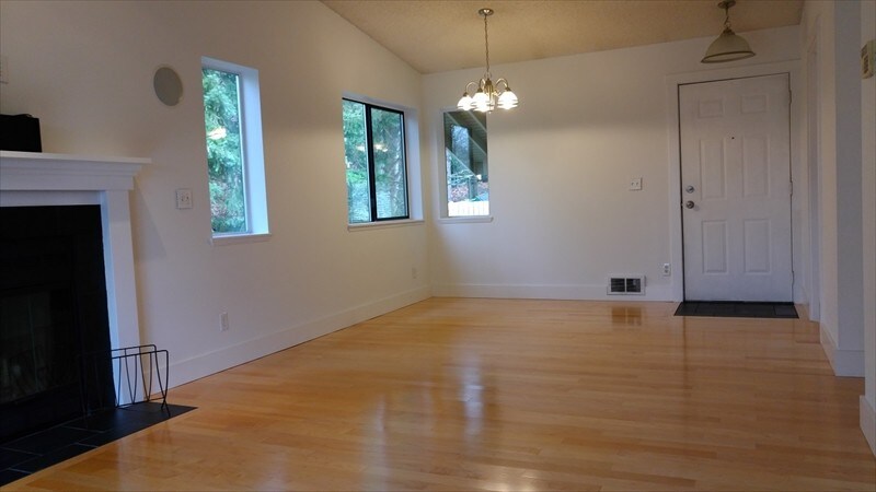 Primary Photo - 428 10th St