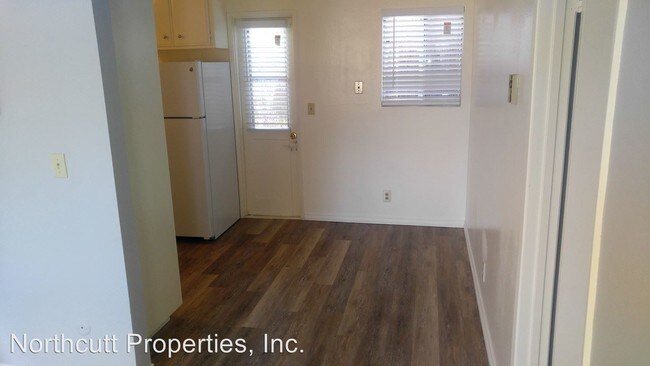 Foto del edificio - 4672 W Point Loma Blvd