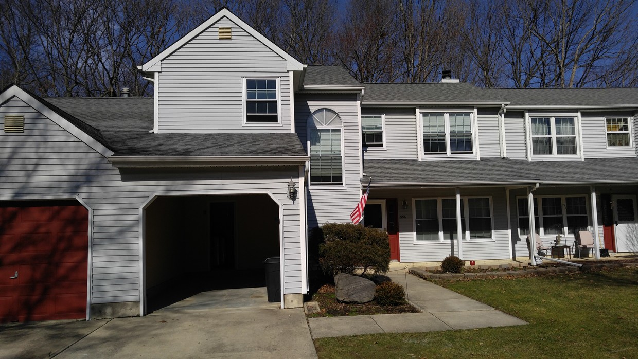 556 1 Mile Rd S, East Windsor, NJ 08520 Townhome Rentals in East