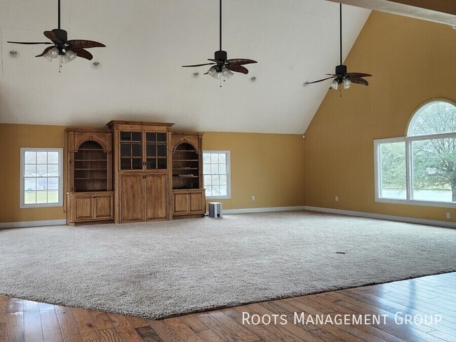 Building Photo - 2038 Co Rd 137