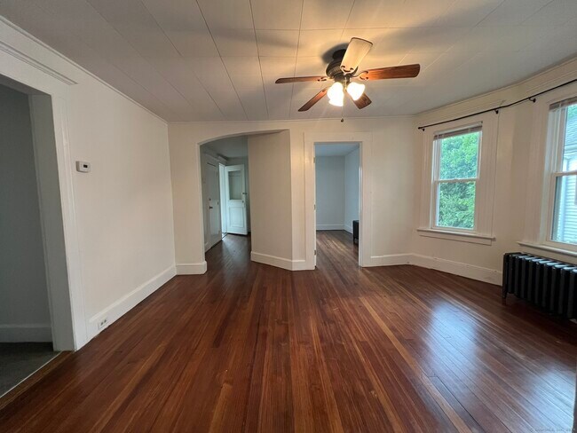 Building Photo - 334 Brightwood Ave