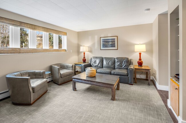Interior Photo - Baker Apartments