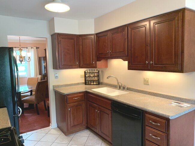 Building Photo - 1509 Johnstown Ct