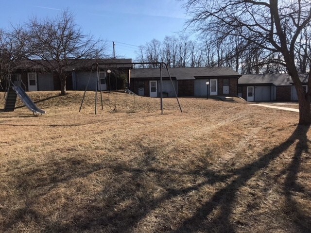 Building Photo - Westview Apartments