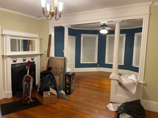 Living Room Dinning Room - 97 Waltham St