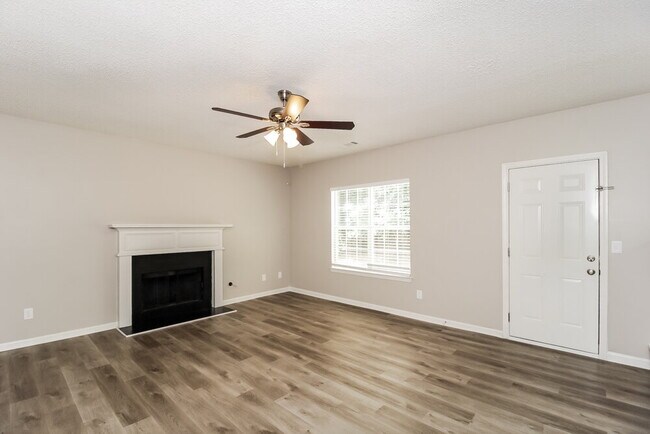 Foto del edificio - 202 Goldleaf Dr