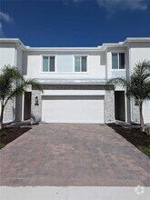 Building Photo - 77 Nine Iron Dr