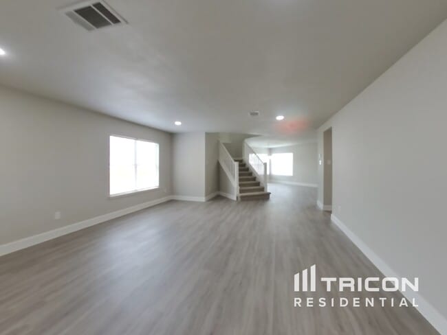 Building Photo - 1026 Quail Valley Dr