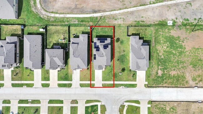 Foto del edificio - 8802 Mallow Rose Wy