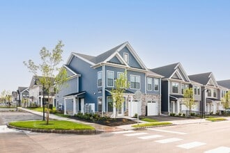 Building Photo - The Hillmont