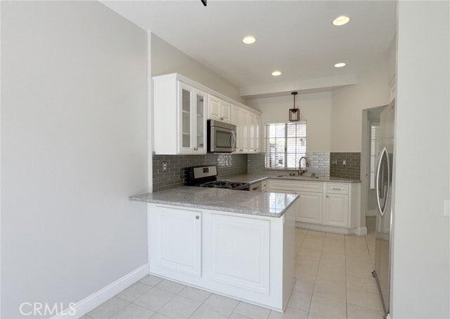 Building Photo - 208 Chandon
