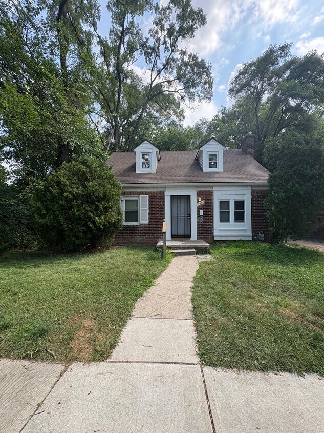Foto principal - 19386 Yonka St